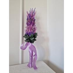 Palma wielkanocna z suszonych i stabilizowanych roślin w odcieniach lawendy